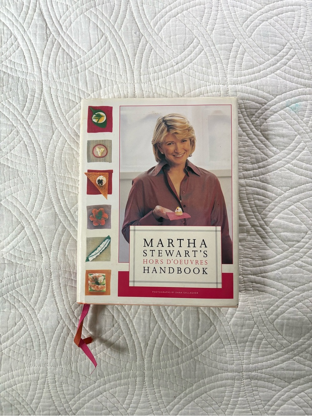 Martha Stewart Hors D'Oeuvres Handbook